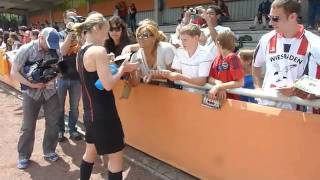 US Womens National Team practices and signs autographs in Heidelberg [upl. by Grimaldi]