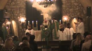 Pontifical Solemn High Mass EFTLM at the 2013 Napa Institute Conference [upl. by Eidde]