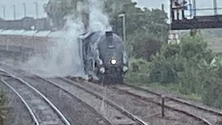 The sir nigel gresley 60007 at dawlish UK [upl. by Annairb]