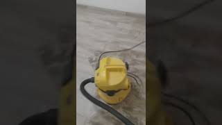 Karcher WD 3 P Уборка воды [upl. by Ahcila211]