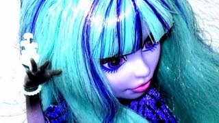 Monster High ♥ TWYLA ♥ 13 Wishes ♥ 13 Wünsche ♥ Doll Review [upl. by Jourdan206]