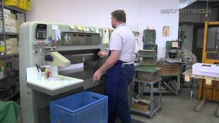 Buchbinderei Gilg  Munich  book binding paper processing punching [upl. by Netta]