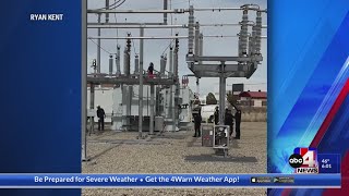 More than 800 Utah homes lose power after woman climbs transformer [upl. by Ashien197]