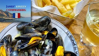 Moules frites Dampede blåmuslinger med pommes frites [upl. by Ewolram]