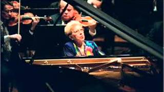 Rachmaninoff Piano concerto 2 Op 18 III Allegro scherzando A de Larrocha  Zubin Mehta LIVE [upl. by Sneve]