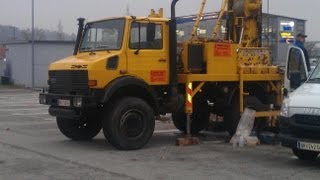 UNIMOG 1850 L BOHRGERÄT BOHRER DRILL machine device Brunnenbau BAU LKW Truck [upl. by Cinderella174]