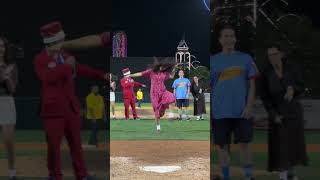 Seinfelds Elaine Dance Contest 2023 [upl. by Ezalb]