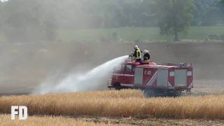 Feuer Kornfeld auf ca 30 ha zwischen Brusendorf und der A10 LDS  12072010 [upl. by Schapira823]