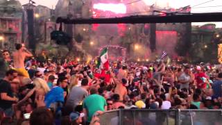 Showtek  Booyah Live  Tomorrowland 2013 [upl. by Erle]