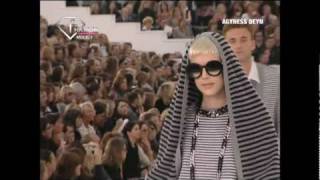 FashionTV  FTVcom  Models SS 07 Agyness Deyn [upl. by Camarata]