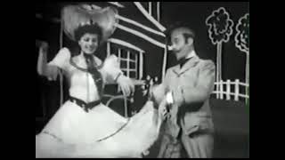 Margaret Lockwood dubbed by Maudie Edwards and male chorus  Ill Be Your Sweetheart [upl. by Kussell]