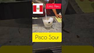 Pisco Sour preparación paso a paso en Lima Perú [upl. by Whittaker]