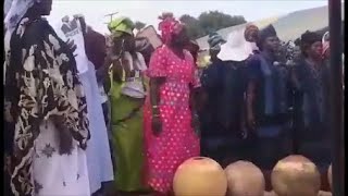 Fêtes à Djilass avec les femmes et les calebasses Culture Sénégal Sereer Sin cétait en 2019 [upl. by Amisoc]