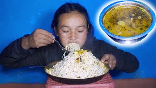 Aunts Sano Dimaa Solo Noodle Thukpa mukbang सानो दिमाको एकल थुक्पाको मुकबाङ [upl. by Enimisaj]