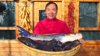 Huge Fish10 Bullfrogs Winter Best Hotpot Stewed in One Pot with Veggies  Uncle Rural Gourmet [upl. by Herrington]