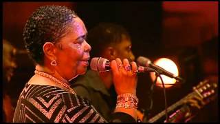 Cesaria Evora  Live damor Paris 2004 [upl. by Bevon]