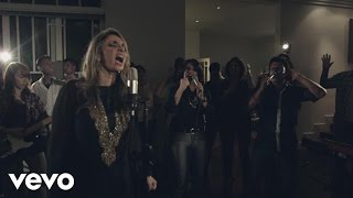 Soraya Moraes  Cadeias Quebrar Break Every Chain Videoclipe [upl. by Nireil945]