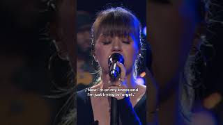 Grace VanderWaal’s “What’s Left of Me” covered by Kelly Clarkson thekellyclarksonshow [upl. by Sylado]