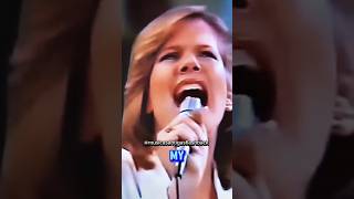 Debby Boone  You Light Up My Life 1977 musicasinternacionaisantigas anos70 [upl. by Enilecram]