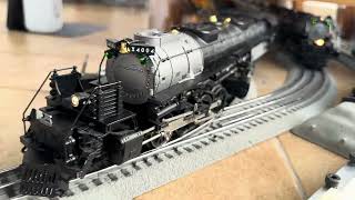 Lionel LionMaster UP Big Boy 4004  11 MTH RailKing passenger car consist [upl. by Hsatan]