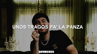 Unos tragos pa la panza tito double p  Dos días Tito Double P Peso Pluma LETRA [upl. by Alvira]