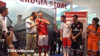 Presentazione Maglia Ufficiale del Perugia 20152016 [upl. by Iyre]