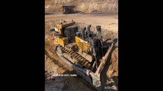 shorts ll AMAZING HEAVY EQUIPMENT OPERATOR II dozer caterpillar viral trending funny short [upl. by Novyar854]