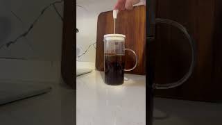 French pressle filtre kahve demleme😋 asmr kahve coffee frenchpress filtrekahve filtercoffee [upl. by Eiznek]