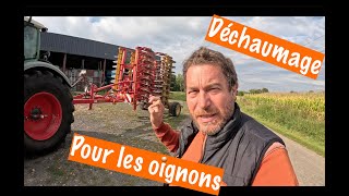 Déchaumage pour préparer les plantations doignons [upl. by Neibart592]