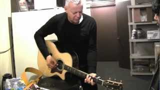 Tommy Emmanuel Plays amp Sings Road To GundagaiWaltzing Matilda [upl. by Razec836]