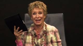 Cloris Leachman sings during interview [upl. by Enila]