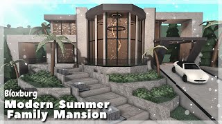 BLOXBURG Modern Summer Family Mansion Speedbuild  Roblox House Build [upl. by Vadnee]