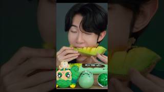 멜론 먹방 melon mukbang asmr [upl. by Ahsiekam696]