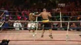 Mundine wins world title [upl. by Ayatnwahs]