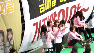 TWICE DANCING TO BLACKPINK AT ISAC2017 [upl. by Natan]