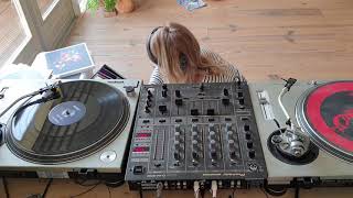 Home DJ vinyl techno set  dutch dj skils [upl. by Keever]