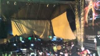 Konshens Drops JCapri Song Pull Up To Mi Bumper  Live From Kenya 2014 [upl. by Xenophon]