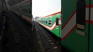 Mohanogor Provati Express Dhaka to Chitagong Approaching Bimanbandar station 💯🚂 railcoach [upl. by Lemaceon]