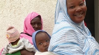 Les femmes et les enfants dabord  Réduire la mortalité maternelle et infantile en Mauritanie [upl. by Nehr]