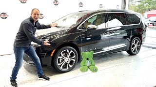 2022 Chrysler Pacifica Pinnacle AWD  In Depth Walk Around Review [upl. by Marella943]