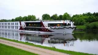 Kreuzfahrtschiff auf dem MainDonauKanal [upl. by Harrow]