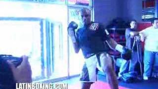 Anderson Silva Media workout [upl. by Nedroj]