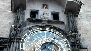 orologio astronomico praga [upl. by Sadick514]