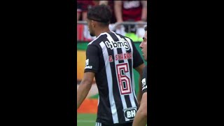 HULK E BATTAGLIA DO ATLÉTICOMG ENTRAM EM DISCUSSÃO  FLAMENGO X ATLÉTICOMG  shorts  geglobo [upl. by Walrath]