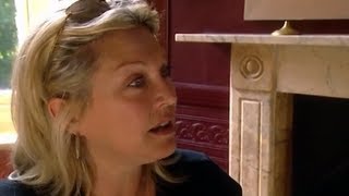 Amanda Redman Meets Her Cousin Trevor  Who Do You Think You Are [upl. by Hajin]