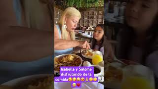 Los feria Isabella y Salomé disfrutando de la comida humor adriana adrilatina familia [upl. by Accebar]