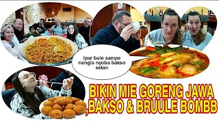 BIKIN MIE GORENG JAWA  BAKSO amp BRUULE BOMMB IPAR BULE SAMPE NANGIS KESELEK BAKSO SETAN [upl. by Enhpad]