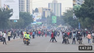 HAWKERS MAANDANO IN NAIROBI CBDTHEY STORMS OUTSIDE PARLIAMENT amp SAKAJA OFFICE TUNACHOMA TENA LEO [upl. by Khalin]