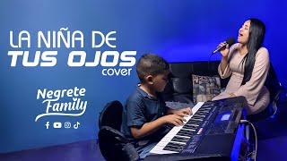 quotLa Niña de Tus Ojosquot madre e hijo de 6 años cantando con piano en vivo [upl. by Nyleahs]