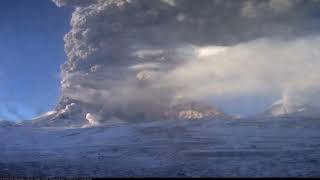 Huge Bezymianny volcanic eruption footage [upl. by Ahsena466]